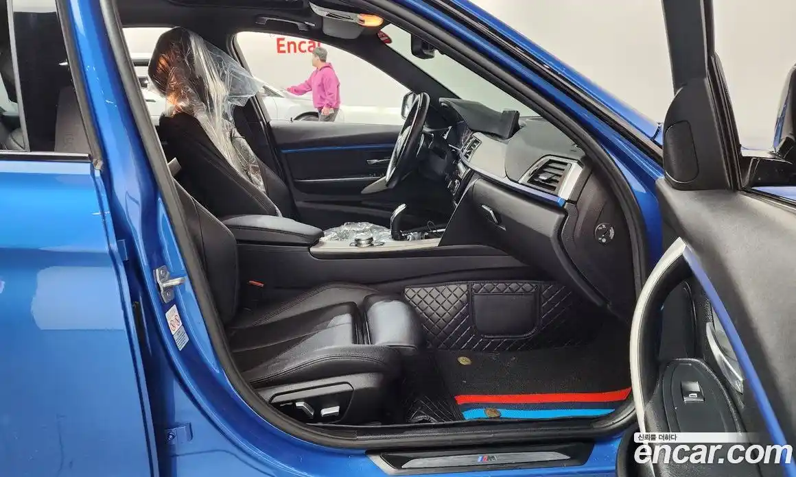 BMW 3-Series 2018 2.0 Автомат в Москве № 158715, фото 18