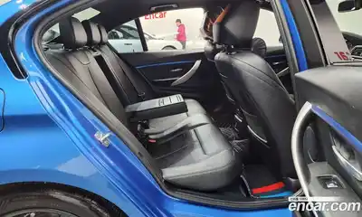 BMW 3-Series 2018 2.0 Автомат в Москве № 158715, миниатюра 2