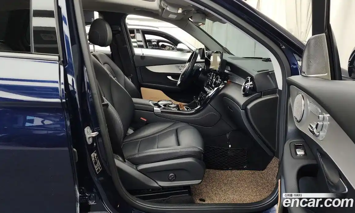 Mercedes-Benz GLC-Class 2019 2.0 Автомат в Москве № 160425, фото 12