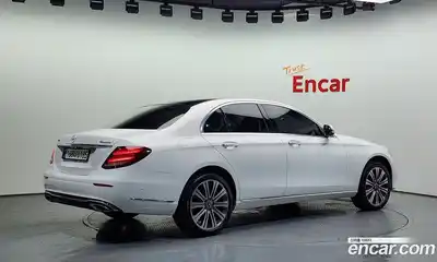 Mercedes-Benz E-Class 2020 3.0 Автомат в Москве № 161015, миниатюра 5