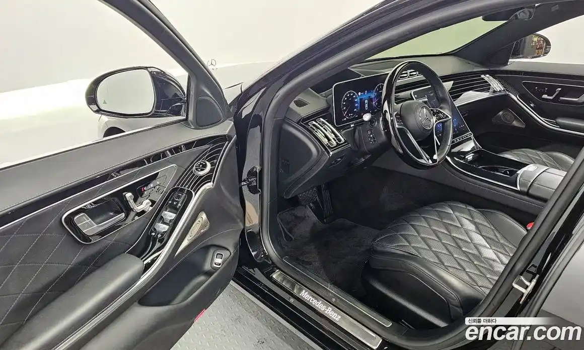 Mercedes-Benz S-Class 2023 4.0 Автомат в Москве № 161344, фото 17