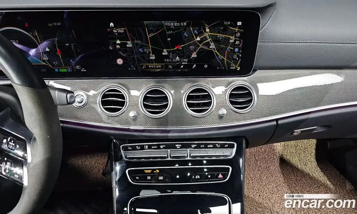 Mercedes-Benz E-Class 2022 3.0 Автомат в Москве № 161545, фото 11