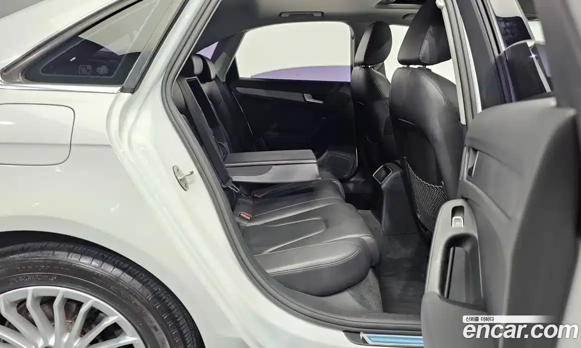 Audi A4 2013 2.0 Автомат в Москве № 163097, фото 11