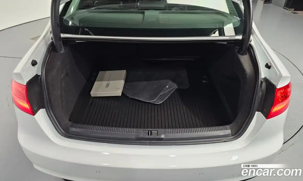 Audi A4 2013 2.0 Автомат в Москве № 163097, фото 14