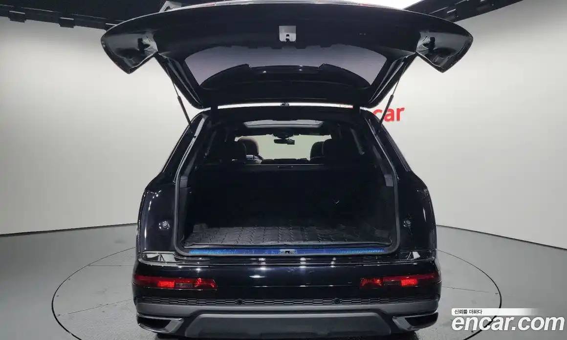 Audi Q7 2021 3.0 Автомат в Москве № 163689, фото 10