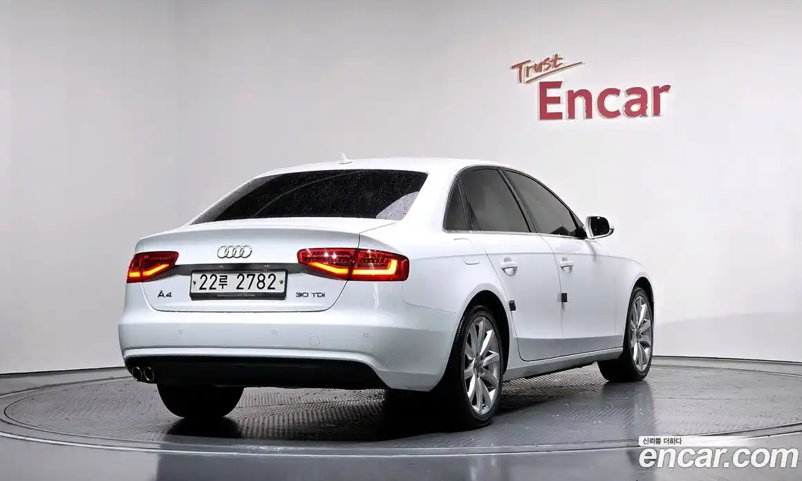 Audi A4 2015 2.0 Автомат в Москве № 163871, фото 11
