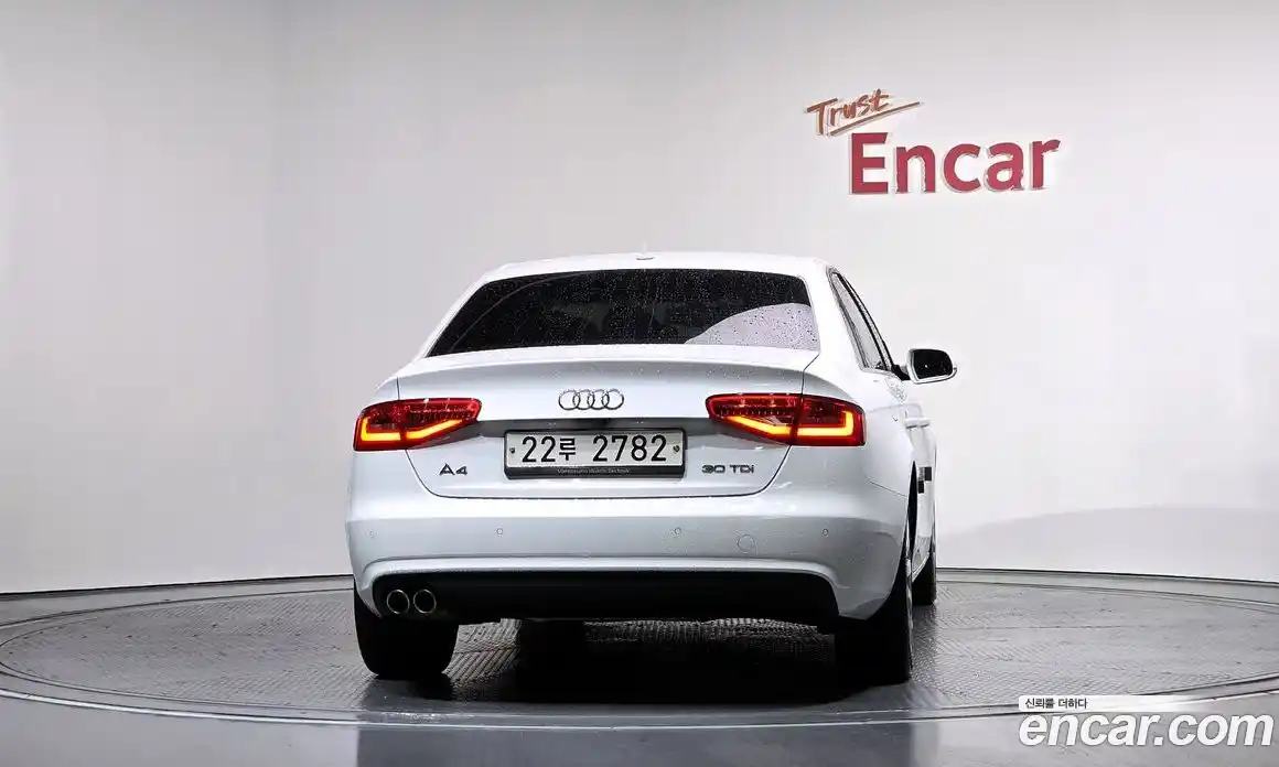 Audi A4 2015 2.0 Автомат в Москве № 163871, фото 6