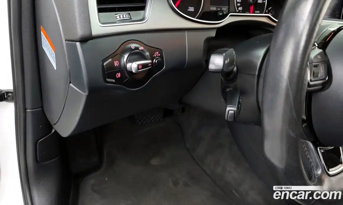 Audi A4 2015 2.0 Автомат в Москве № 163871, фото 10