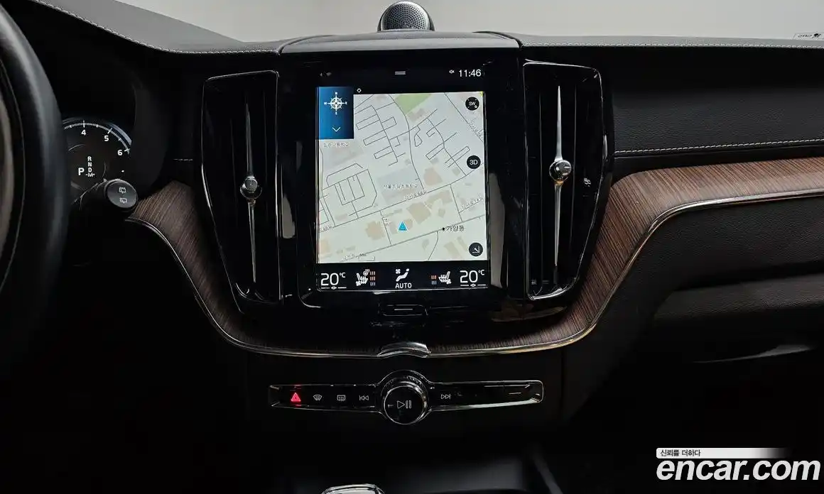 Volvo XC60 2021 2.0 Автомат в Москве № 164354, фото 9