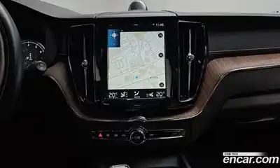 Volvo XC60 2021 2.0 Автомат в Москве № 164354, миниатюра 9