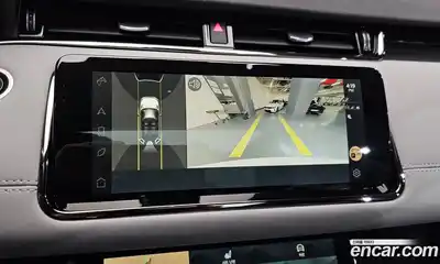 Land Rover Range-Rover Evoque 2022 2.0 Автомат в Москве № 166097, миниатюра 9