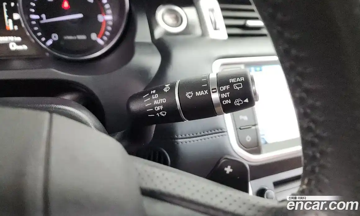 Land Rover Range-Rover Evoque 2015 2.2 Автомат в Москве № 166402, фото 10