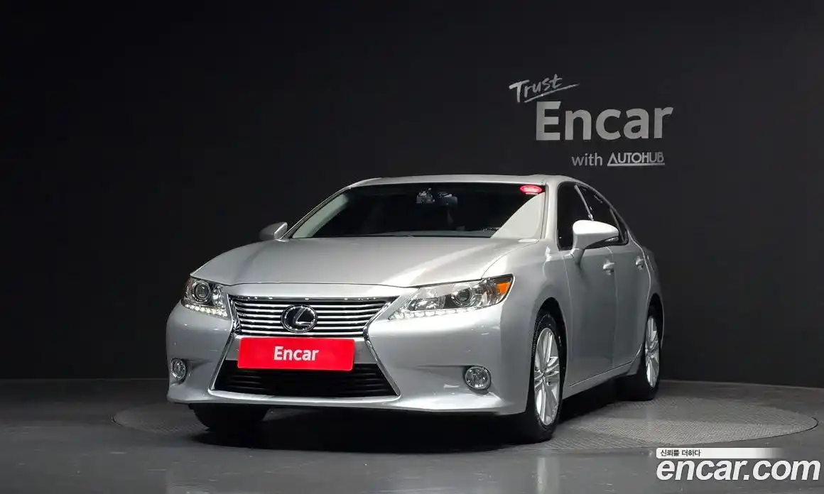 Lexus ES 2013 3.5 Автомат в Москве № 168180, фото 19