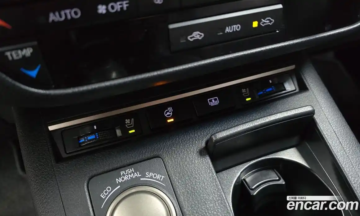 Lexus ES 2013 3.5 Автомат в Москве № 168180, фото 20