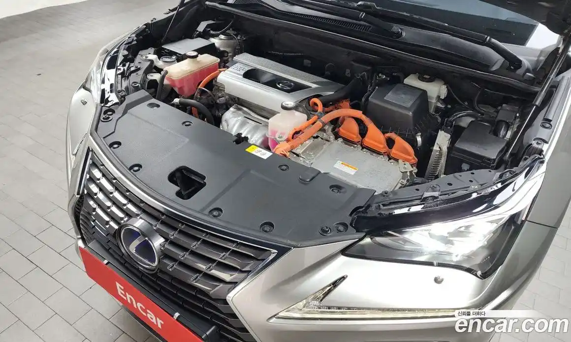 Lexus NX 2018 2.5 Автомат в Москве № 168300, фото 19