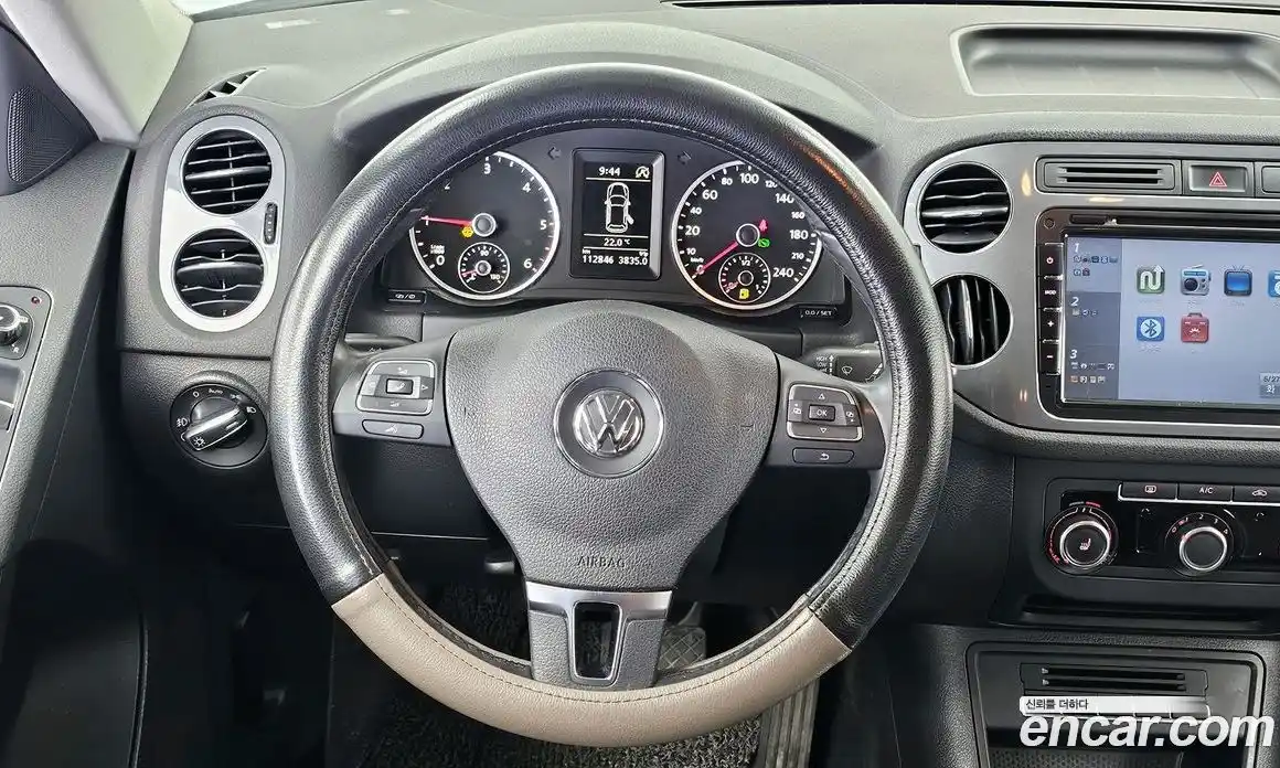 Volkswagen Tiguan 2014 2.0 Автомат в Москве № 168979, фото 1