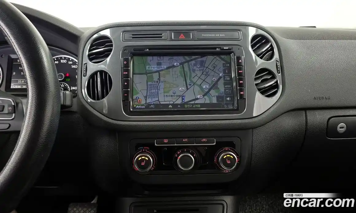 Volkswagen Tiguan 2014 2.0 Автомат в Москве № 168979, фото 12