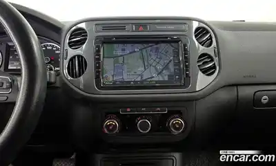 Volkswagen Tiguan 2014 2.0 Автомат в Москве № 168979, миниатюра 12