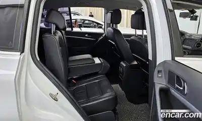 Volkswagen Tiguan 2014 2.0 Автомат в Москве № 168979, миниатюра 6