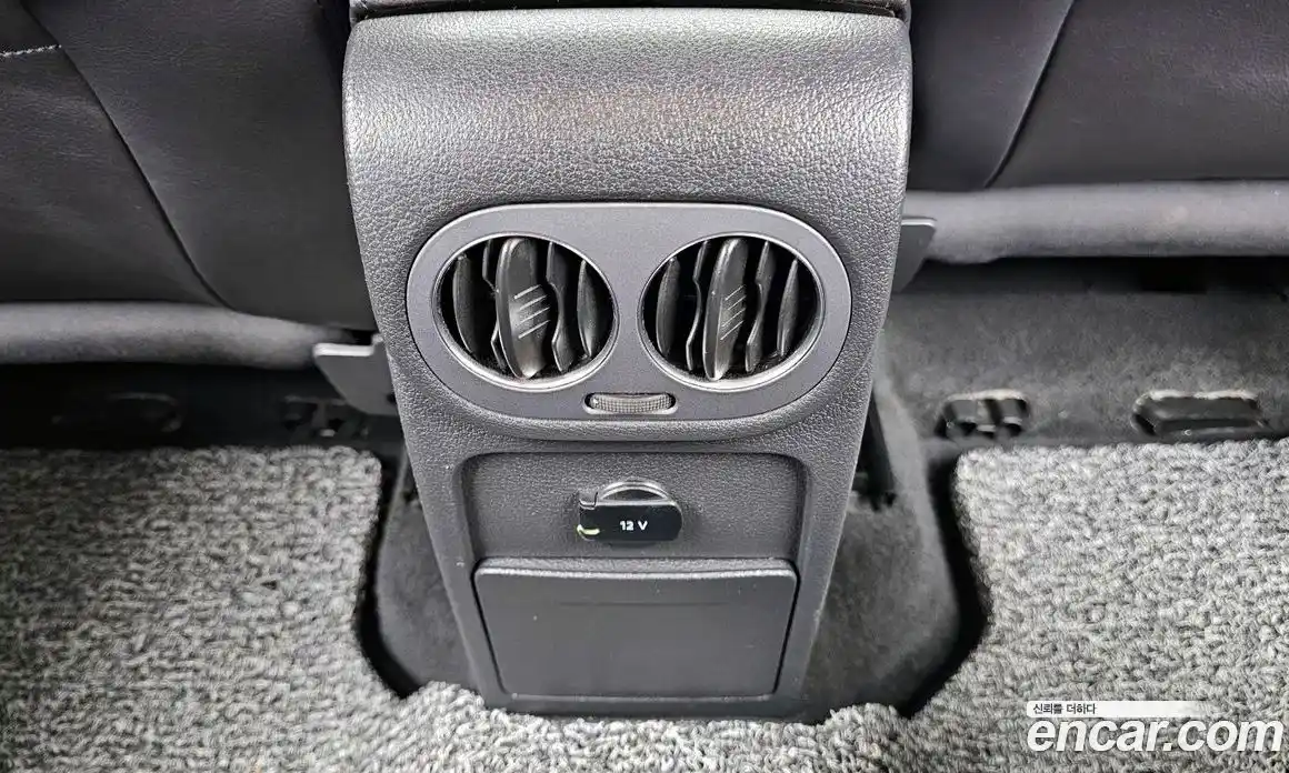 Volkswagen Tiguan 2014 2.0 Автомат в Москве № 168979, фото 8