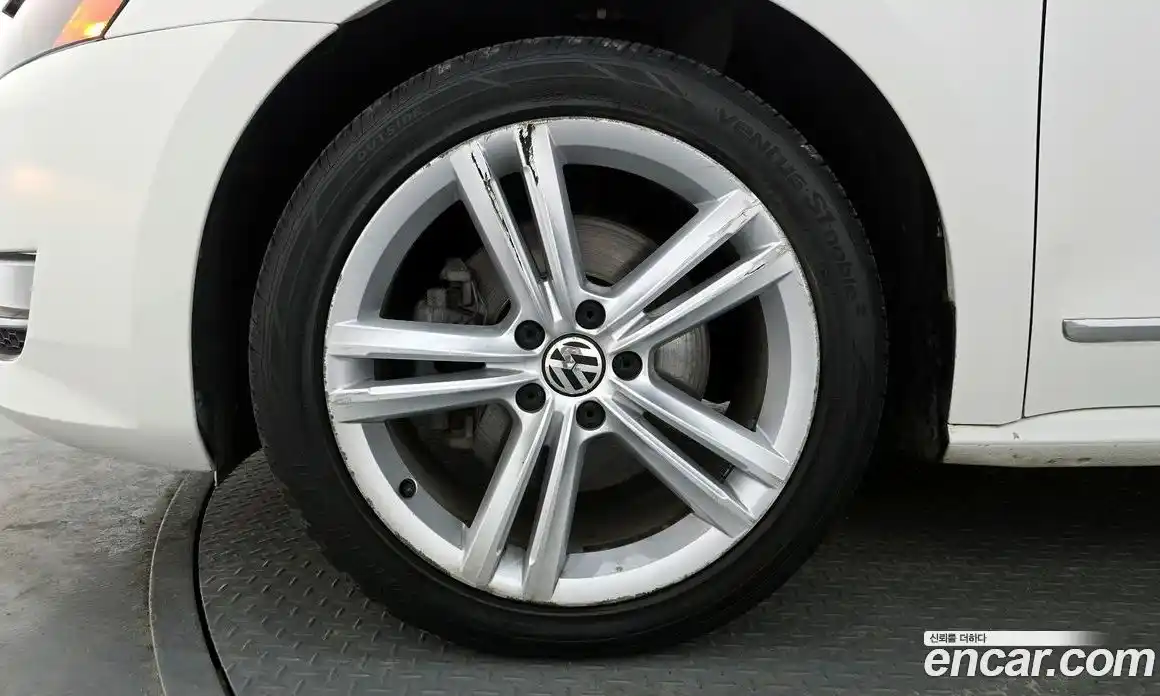 Volkswagen Passat 2014 2.0 Автомат в Москве № 168984, фото 13