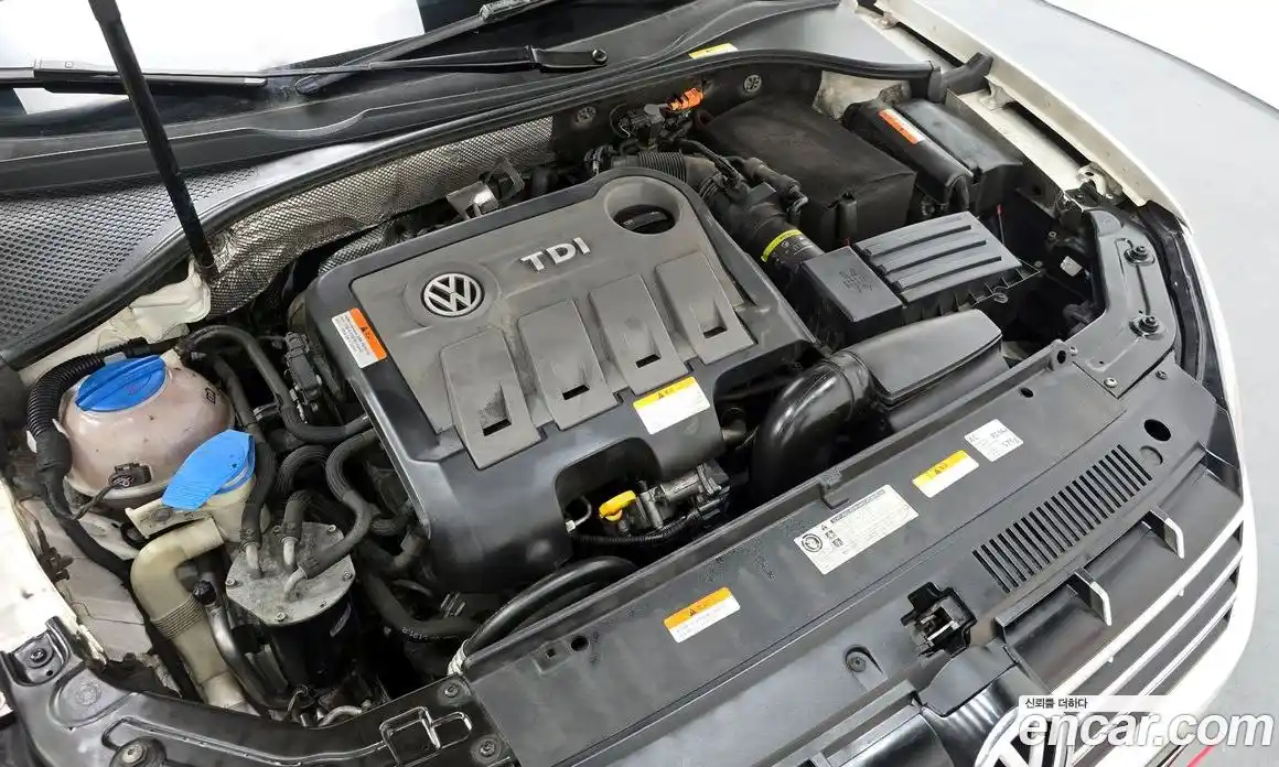 Volkswagen Passat 2014 2.0 Автомат в Москве № 168984, фото 16