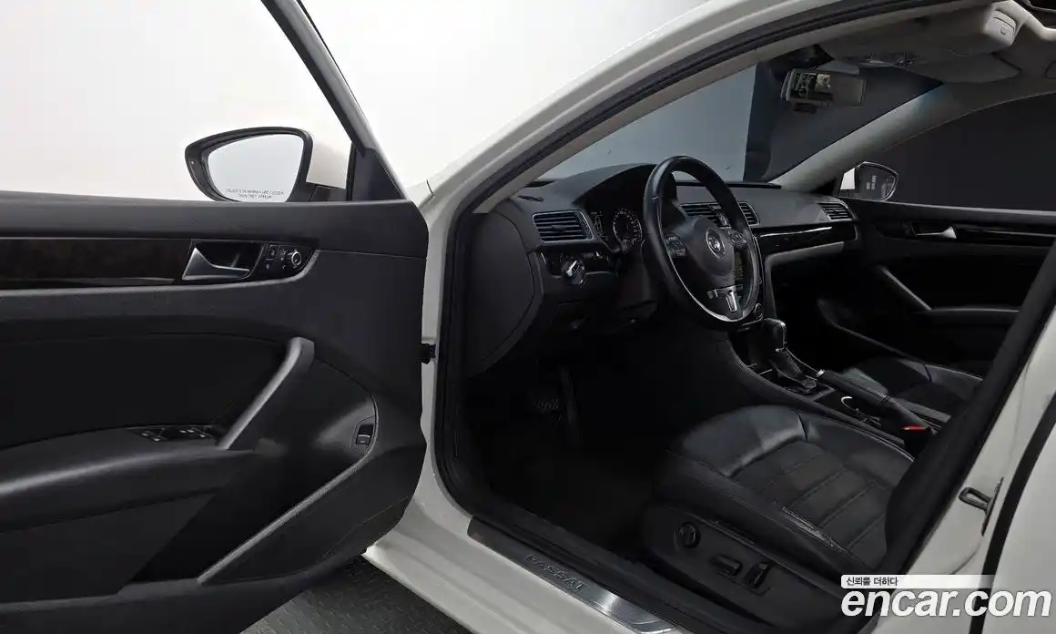 Volkswagen Passat 2014 2.0 Автомат в Москве № 168984, фото 18