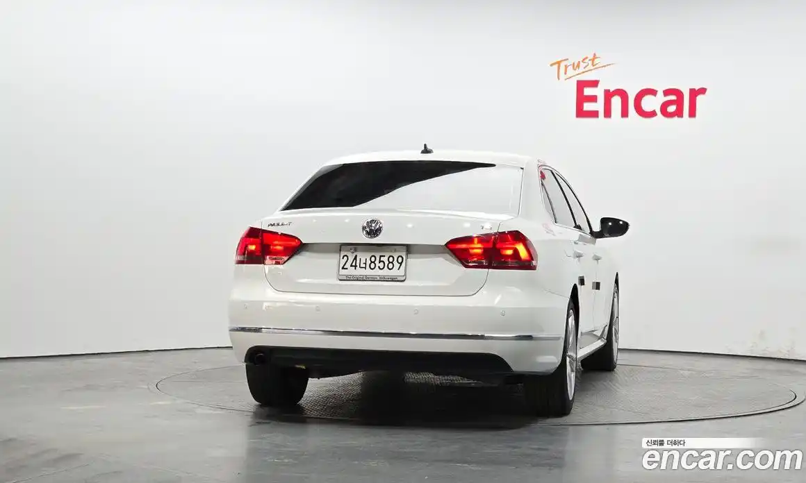 Volkswagen Passat 2014 2.0 Автомат в Москве № 168984, фото 20