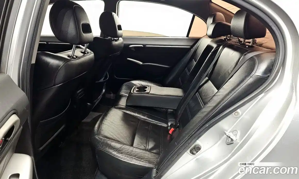 Honda Civic 2009 1.3 Автомат в Москве № 170688, фото 17