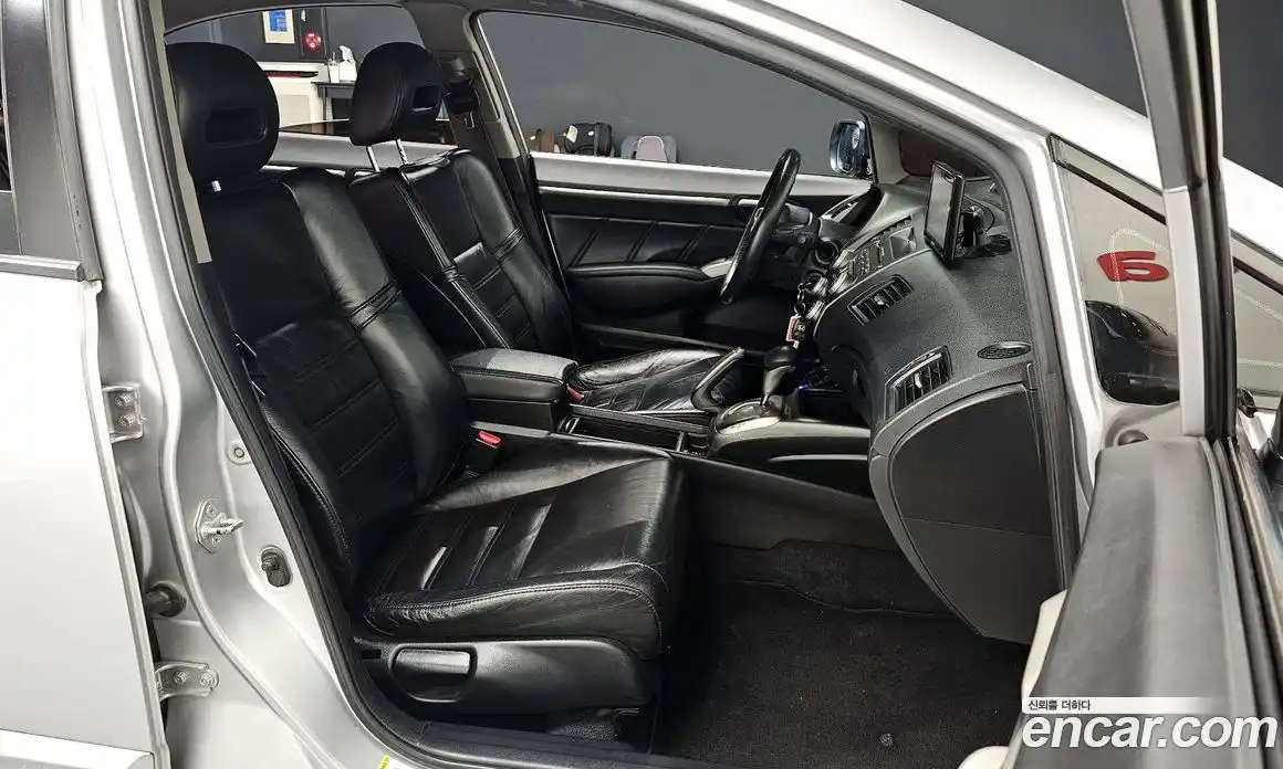 Honda Civic 2009 1.3 Автомат в Москве № 170688, фото 5