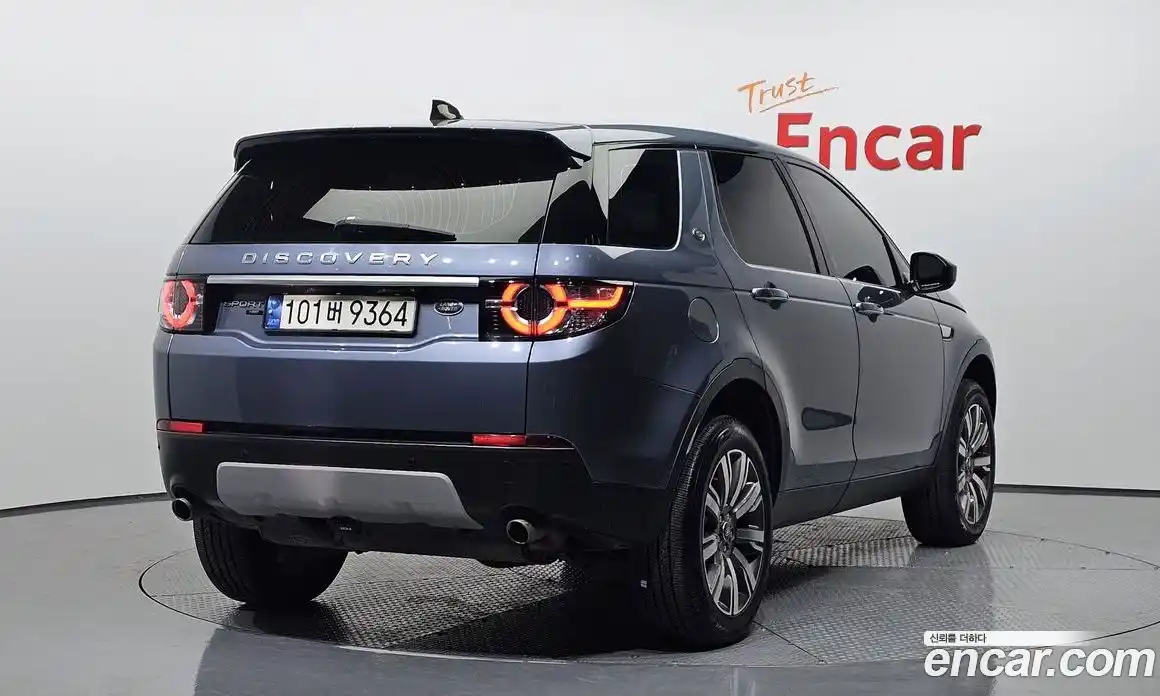 Land Rover Discovery Sport 2018 2.0 Автомат в Москве № 188026, фото 6