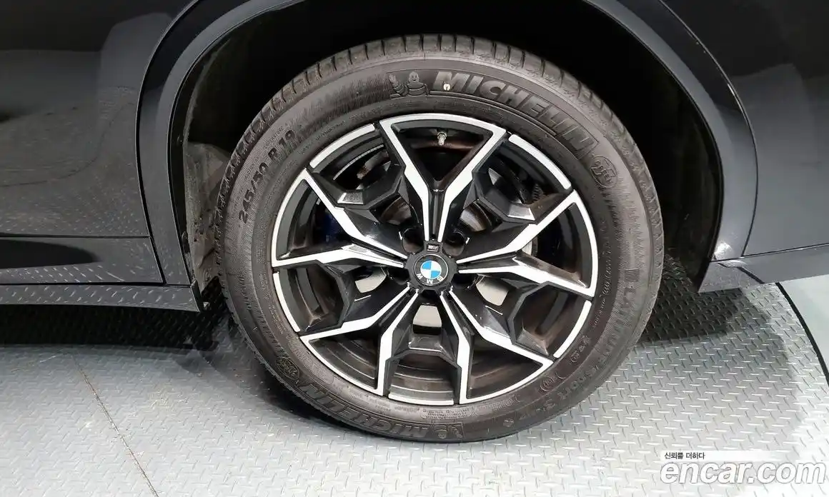 BMW X4 2023 2.0 Автомат в Москве № 188328, фото 4