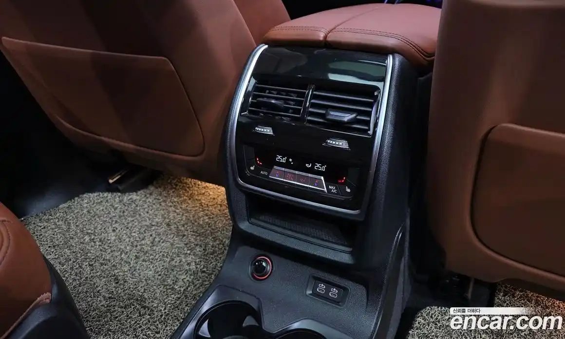 BMW X7 2024 3.0 Автомат в Москве № 188366, фото 3