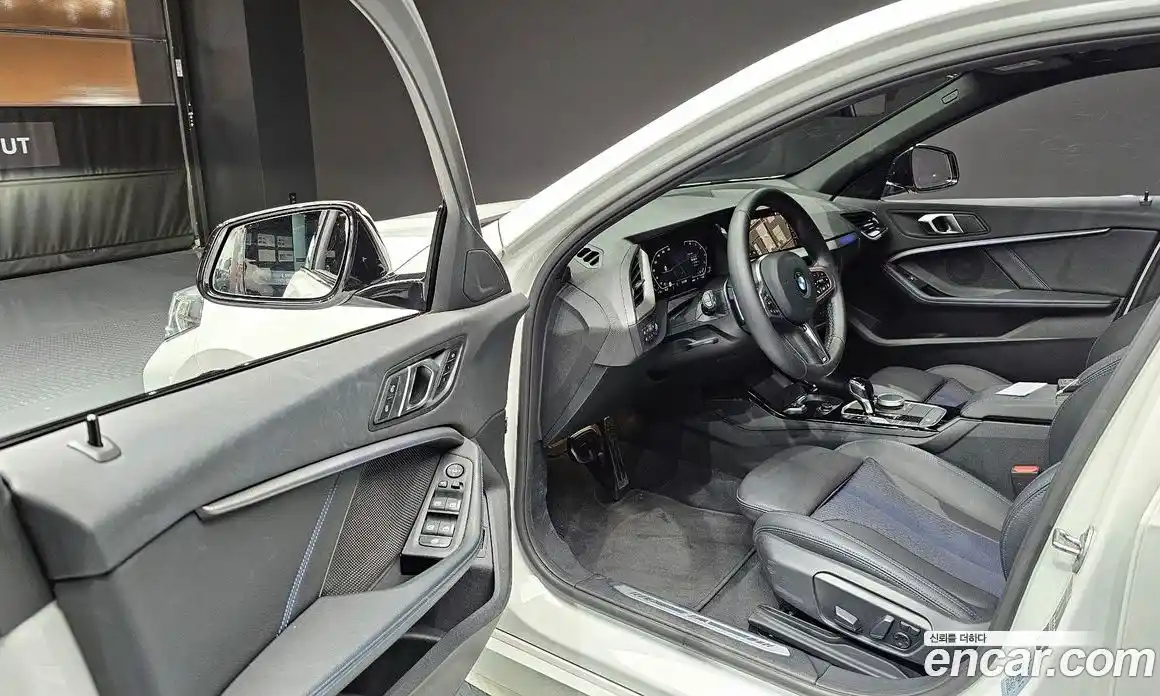 BMW 1-Series 2024 2.0 Автомат в Москве № 188423, фото 16