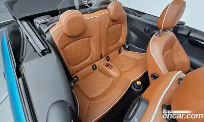 Mini Cooper Convertible 2016 2.0 Автомат в Москве № 190010, миниатюра 2