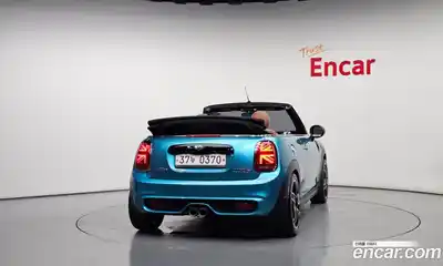 Mini Cooper Convertible 2016 2.0 Автомат в Москве № 190010, миниатюра 10