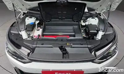 Kia EV6 2024 0.1 Автомат в Москве № 19163, миниатюра 2