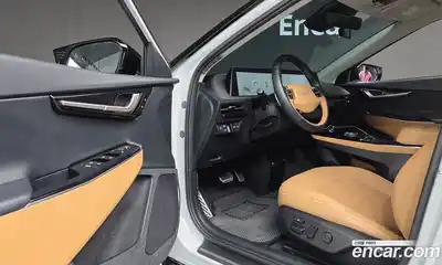 Kia EV6 2024 0.1 Автомат в Москве № 19163, миниатюра 7