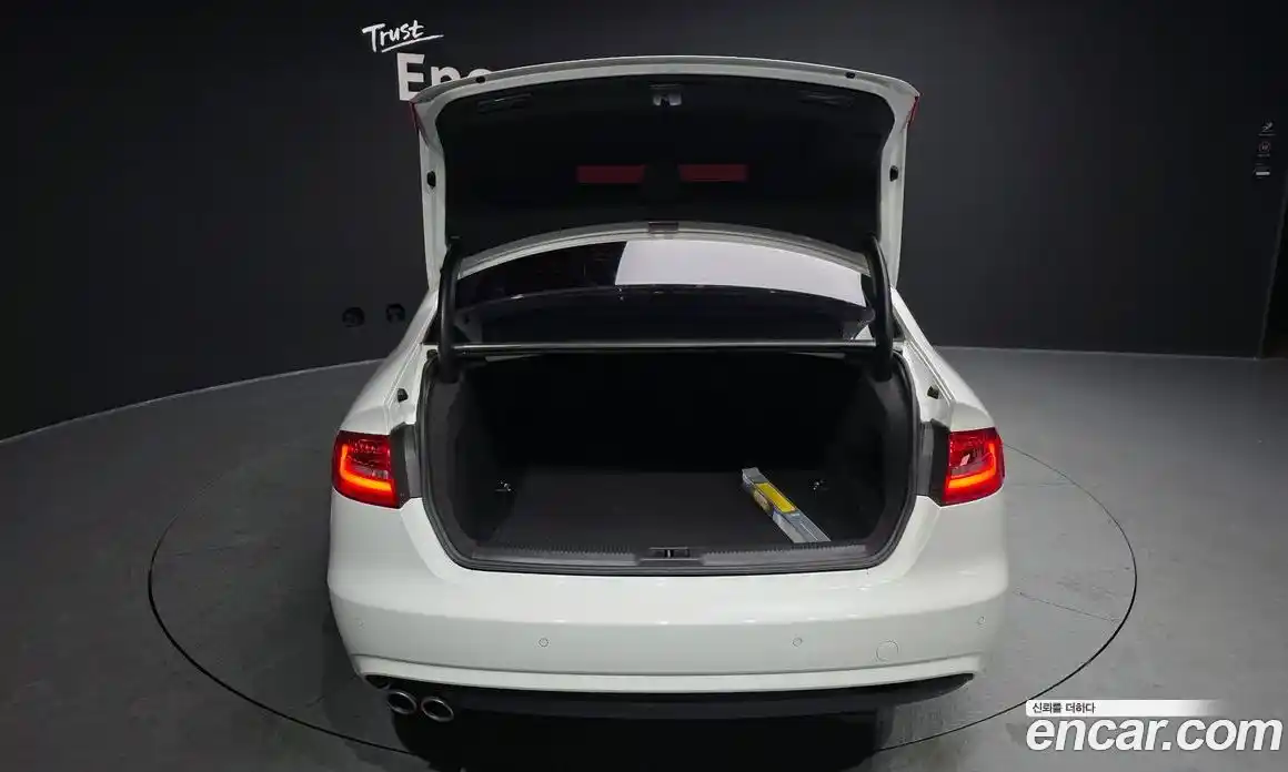 Audi A4 2016 2.0 Автомат в Москве № 192331, фото 16