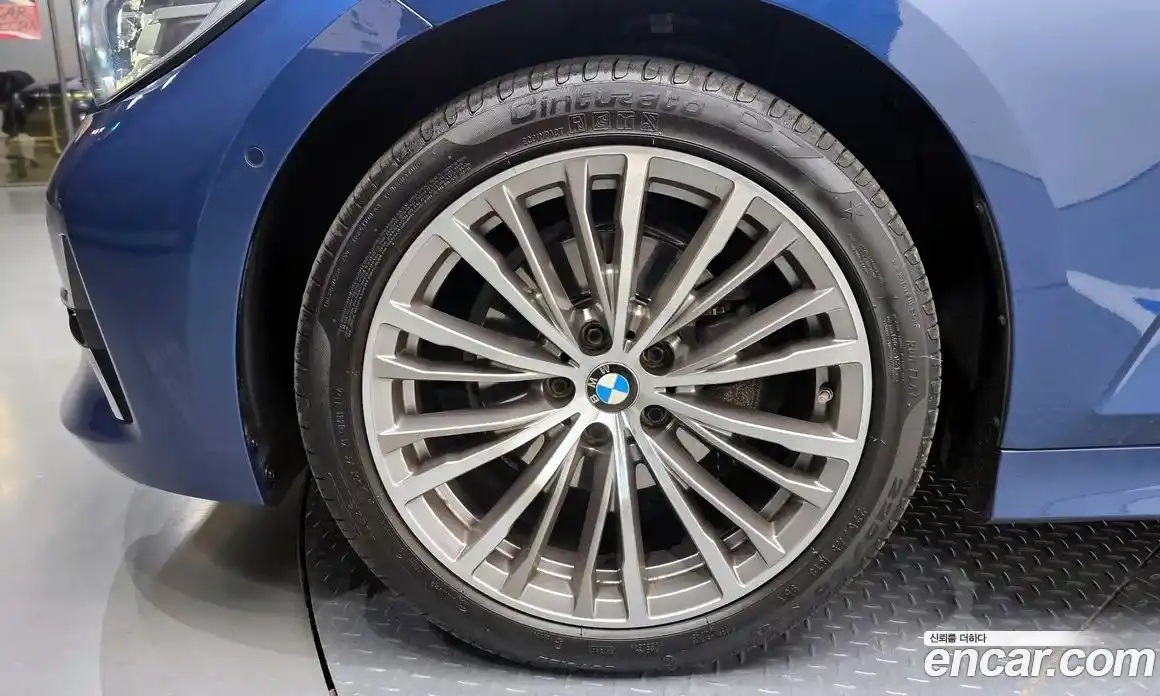 BMW 3-Series 2021 2.0 Автомат в Москве № 192360, фото 9