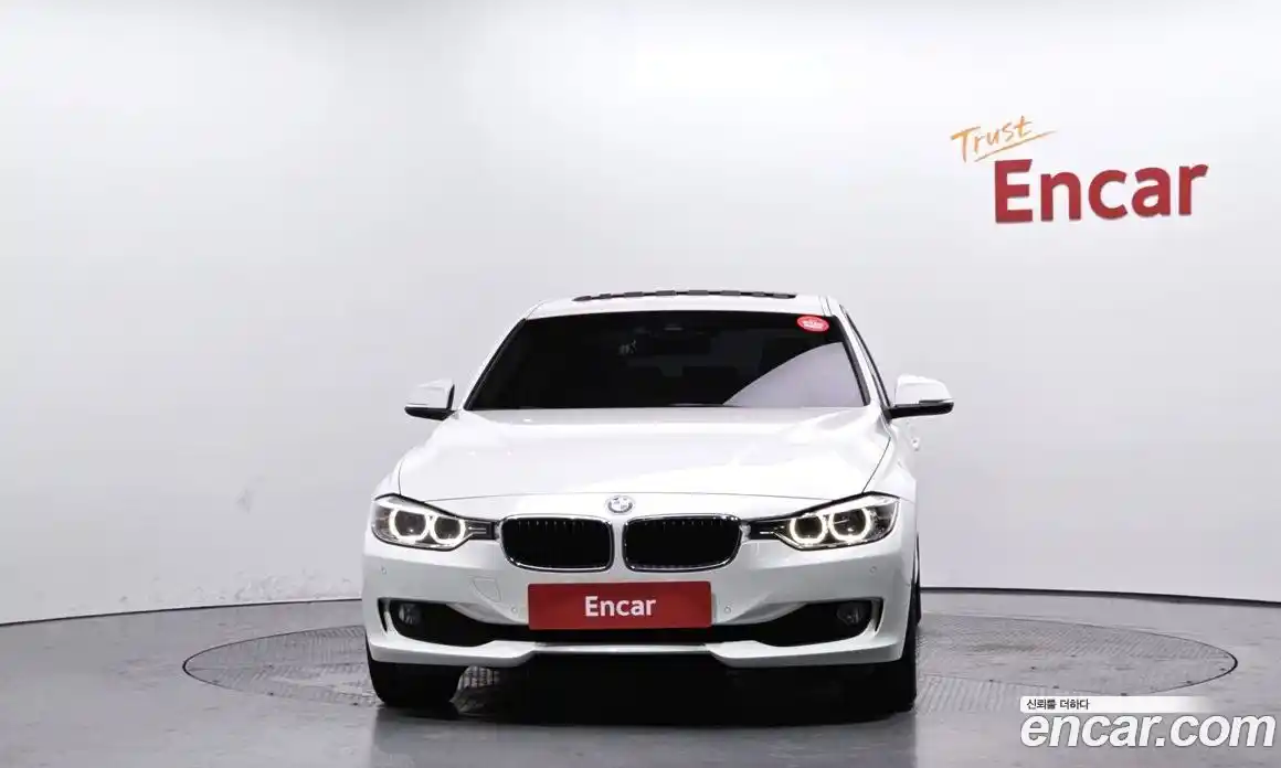 BMW 3-Series 2015 2.0 Автомат в Москве № 192770, фото 1