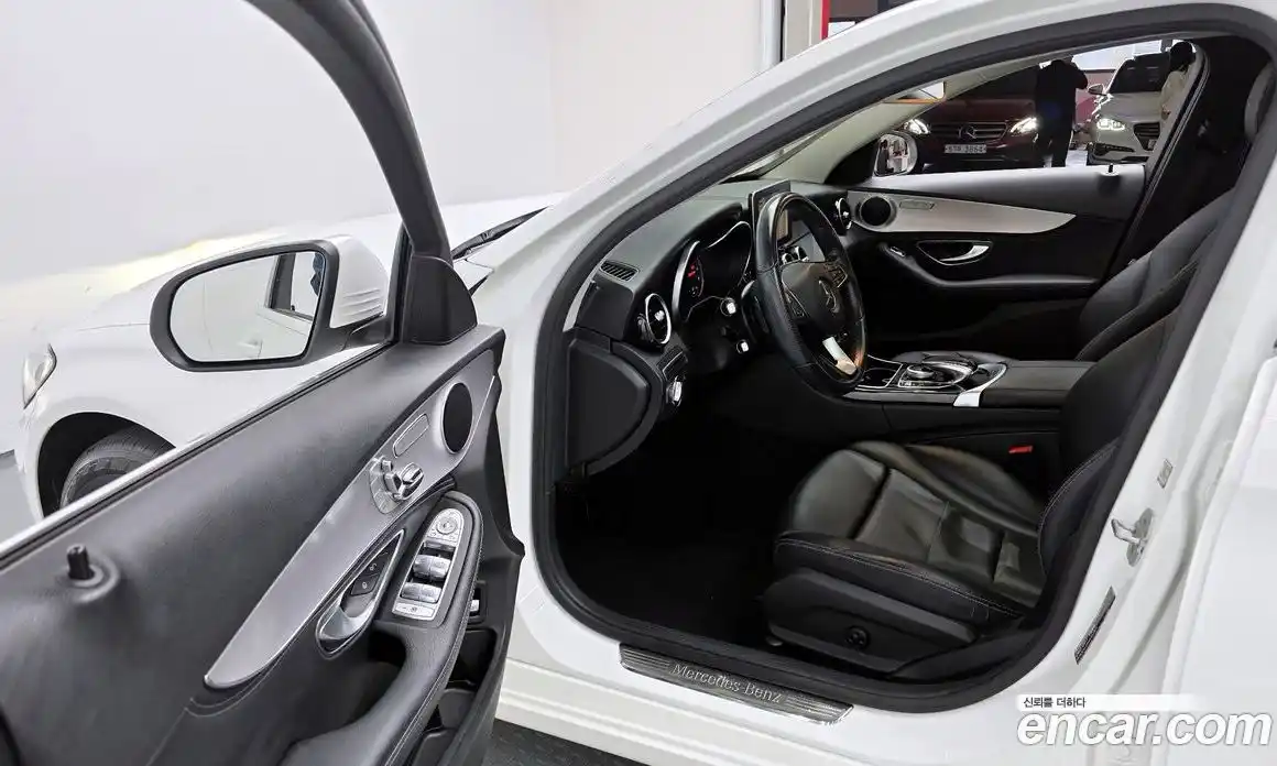 Mercedes-Benz C-Class 2015 2.0 Автомат в Москве № 194409, фото 14