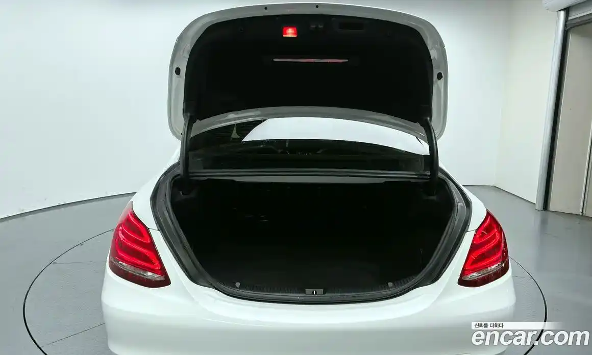 Mercedes-Benz C-Class 2015 2.0 Автомат в Москве № 194409, фото 7