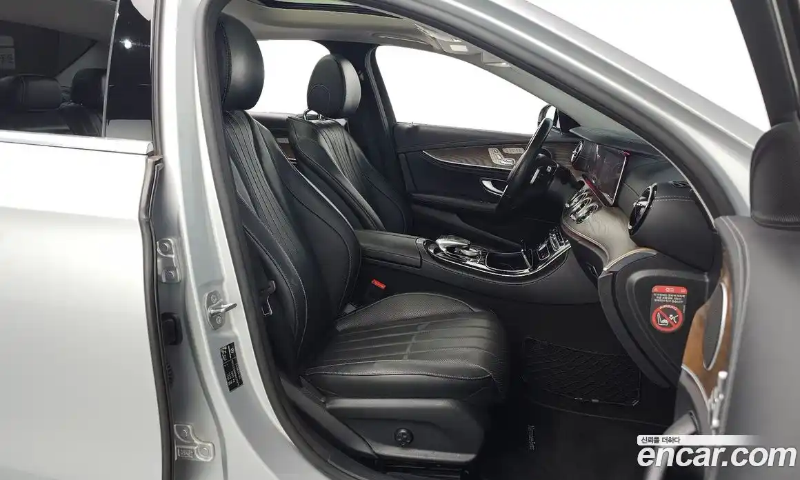 Mercedes-Benz E-Class 2017 2.0 Автомат в Москве № 194991, фото 7