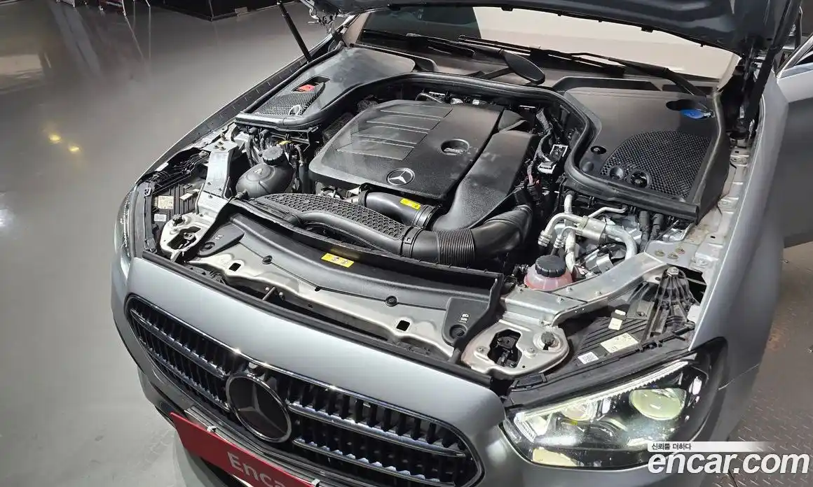 Mercedes-Benz E-Class 2022 2.0 Автомат в Москве № 195599, фото 12