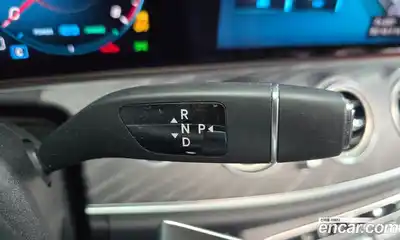 Mercedes-Benz E-Class 2022 2.0 Автомат в Москве № 195599, миниатюра 4