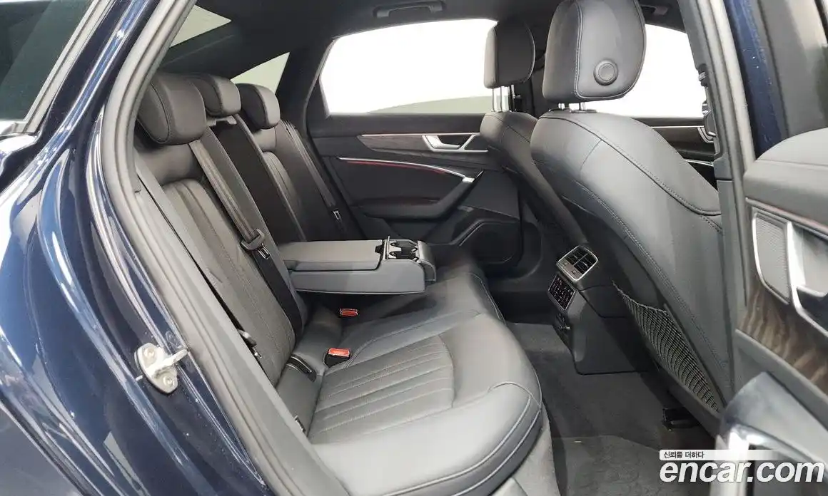 Audi A6 2023 2.0 Автомат в Москве № 196057, фото 20