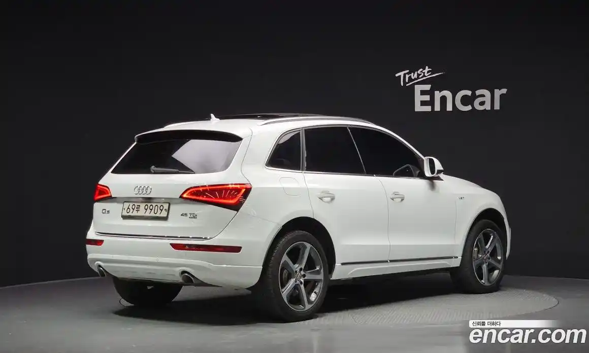 Audi Q5 2015 3.0 Автомат в Москве № 196704, фото 15