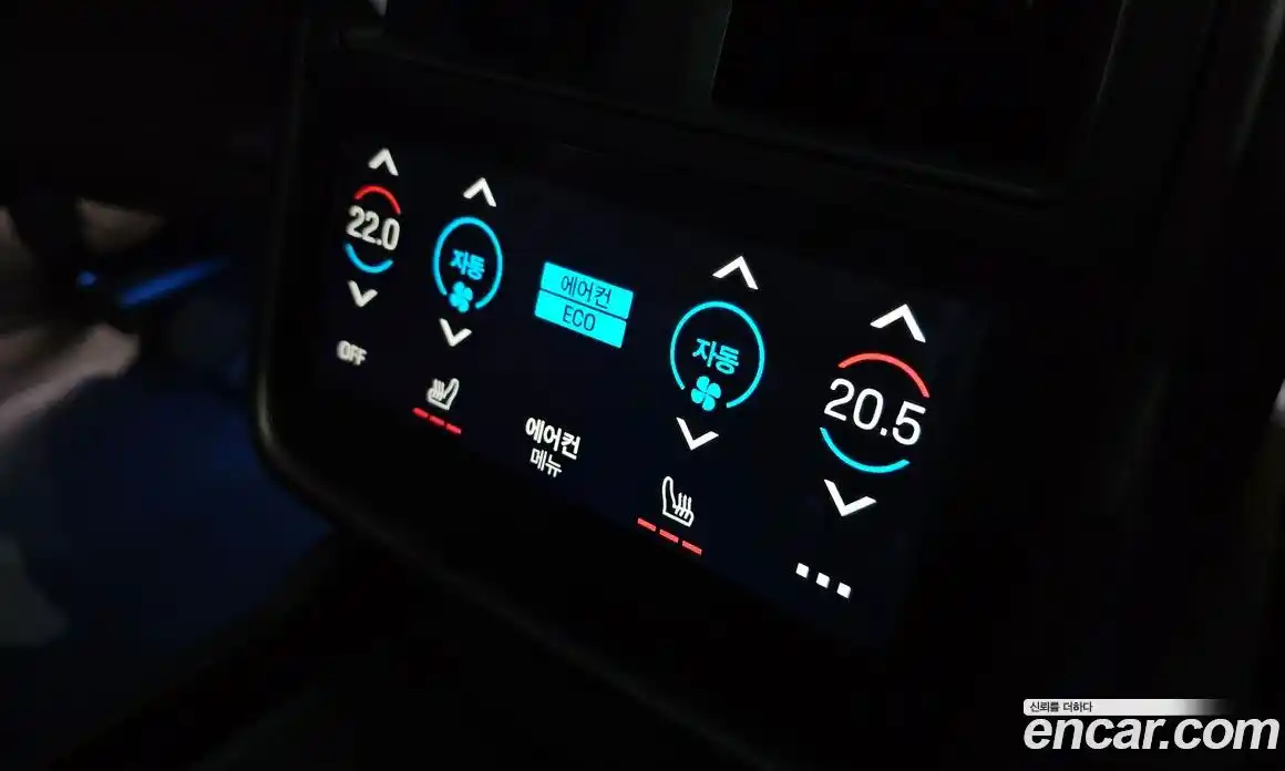 Porsche Taycan 2021 0.1 Автомат в Москве № 197363, фото 11