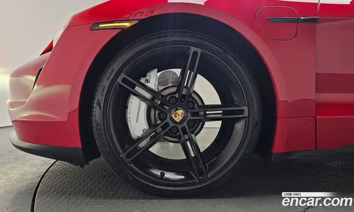 Porsche Taycan 2021 0.1 Автомат в Москве № 197363, фото 14